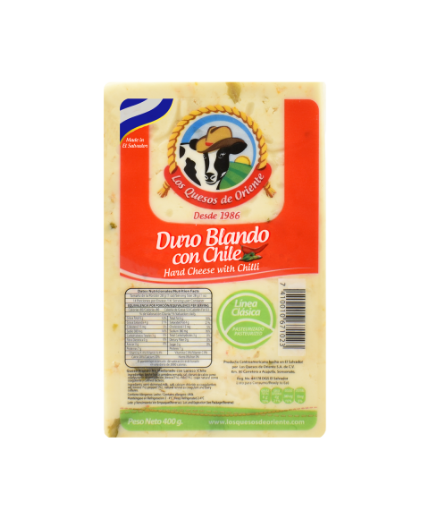 Queso Duro Blando Chile y Loroco / Hard Cheese With Chile And Loroco